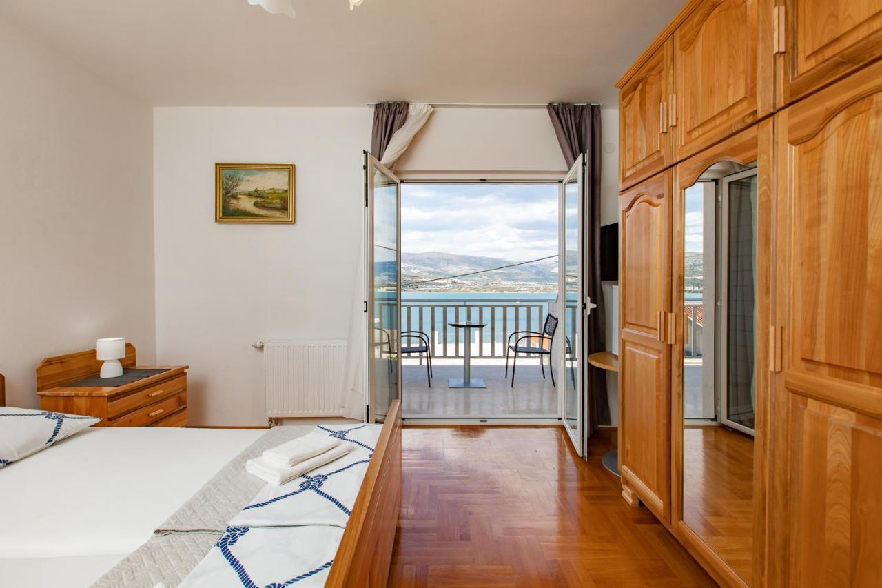 Hotel Buenavista Beach House Trogir Mastrinka Exterior photo