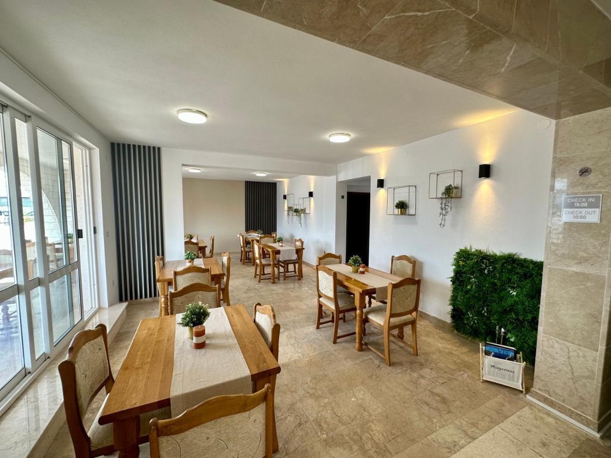 Hotel Buenavista Beach House Trogir Mastrinka Exterior photo