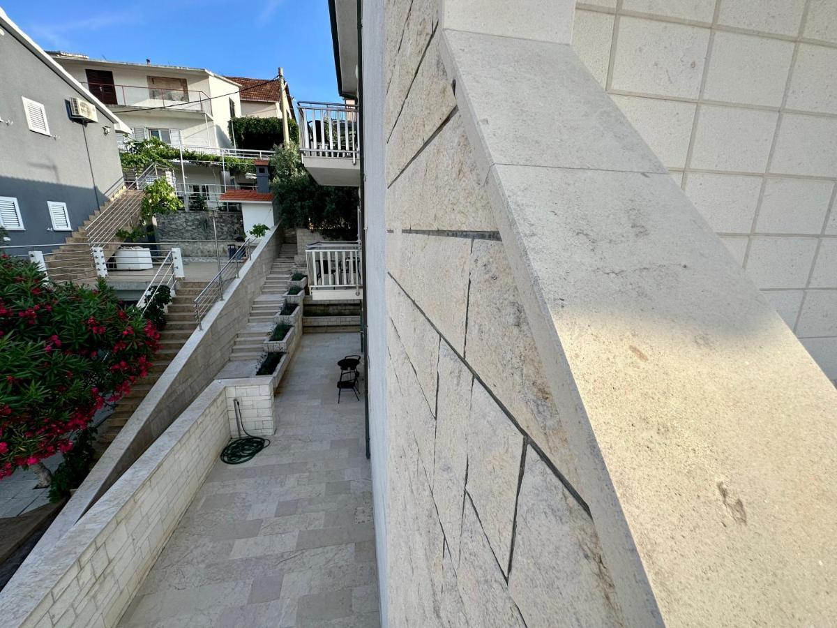 Hotel Buenavista Beach House Trogir Mastrinka Exterior photo