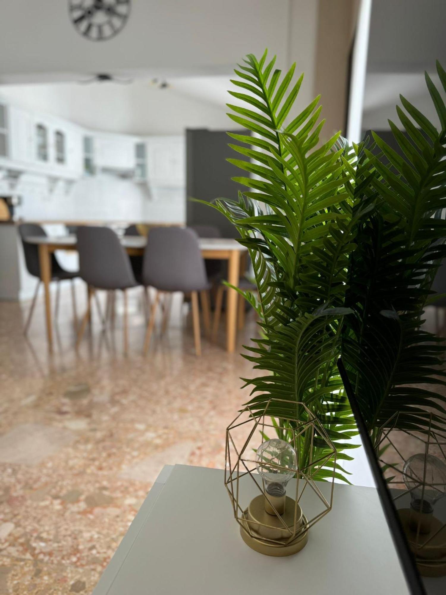 Hotel Buenavista Beach House Trogir Mastrinka Exterior photo